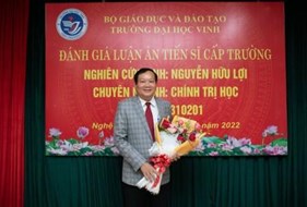  Nghiên cứu sinh Nguyễn Hữu Lợi bảo vệ thành công luận án tiến sỹ ngành Chính trị học